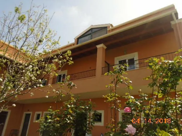 Pitsinis Roda (Corfu)
